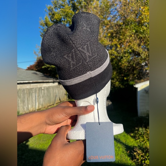 Black LV Beanie - Picture 4 of 4